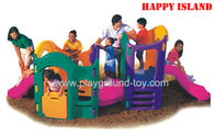 Chine Enfants en plastique de terrain de jeu, jouets d'intérieur 8 de terrain de jeu dans 1 glissière des petits enfants de plastique de combinaison distributeur 