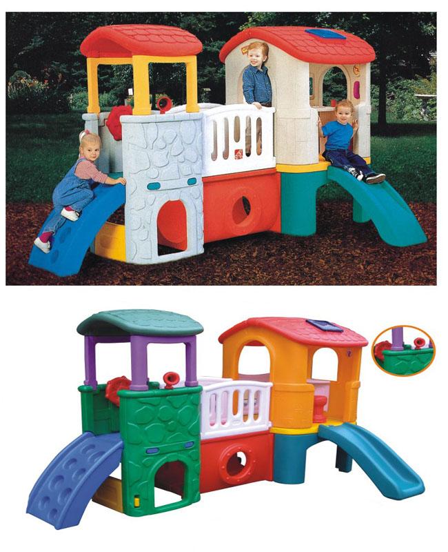Le terrain de jeu sûr d'enfants badine les jouets, poupées d'enfants de terrain de jeu pour les ensembles extérieurs d'équipement