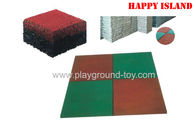 Chine Tapis en caoutchouc extérieurs de terrain de jeu, tapis de plancher de terrain de jeu pour le jardin d'enfants distributeur 